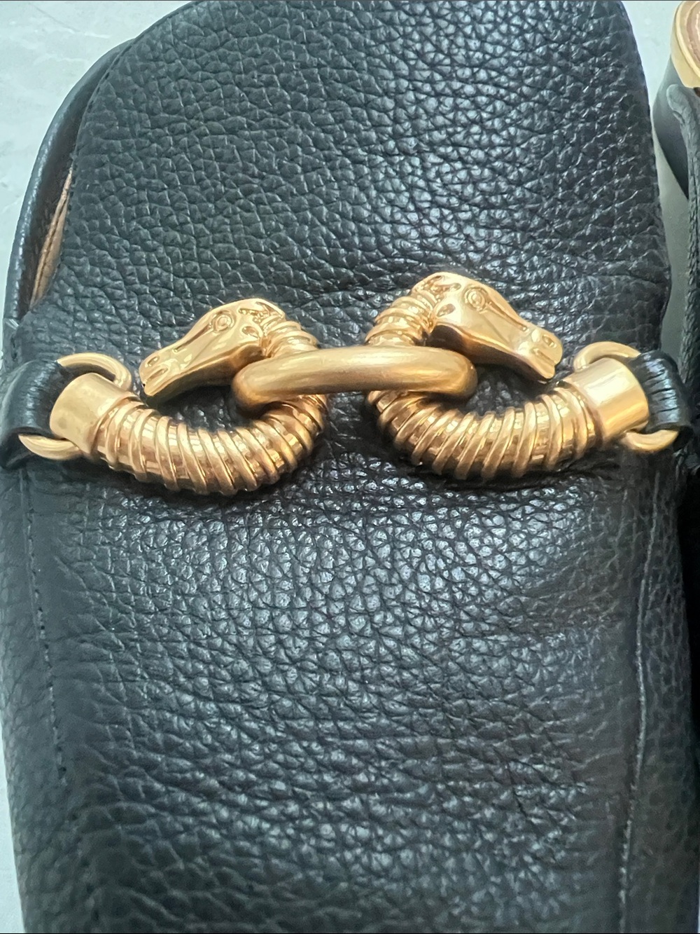 Tory Burch Jessa Backless Loafers in black pebbled leather - Picture 3 of 8
